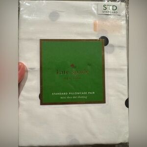 BNIB Kate Spade White Pillowcase pair with mini deco dots